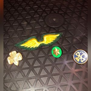 Vintage Lot of Girl Scout Pins & Patch